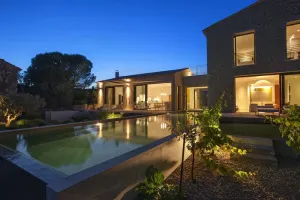 Image of BB 12 LUBERON chambres d'hôtes contemporaines