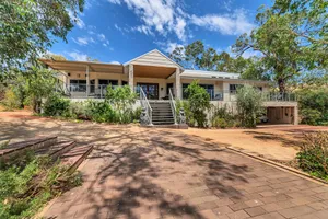 Image of Tree Lodge