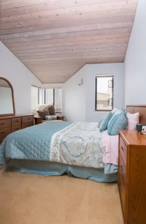 Image of Seafront 3 Br home by RedAwning