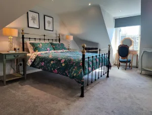 Image of Fabulous 2BD Maisonette Dunfermline, Fife
