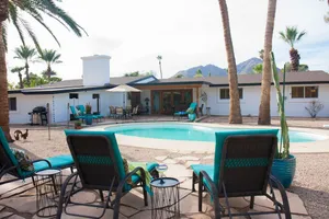 Image of Luxurious 5 Br House With Pool In Dt Scottsdale