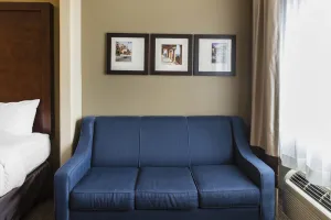 Image of Comfort Suites Airport