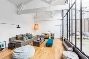 Image of We Stay Bordeaux Chartrons Luxe