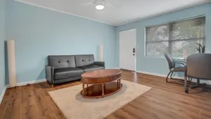 Image of Newly Renovated Luxury Apartment Near Coffee Shops & More! 2 Bedroom Apts by Redawning