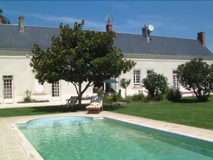 Image of Le Clos de La Chapelle - Gîte Les Glycines