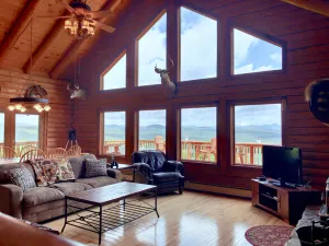 Image of Majestic Vista Mountainside Cabin
