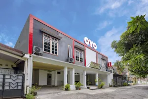 Image of Rumah Mumu Kost & Homestay by OYO Rooms