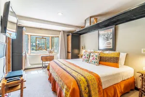 Image of Charming Studio - Ski Storage & 500 To Lift Studio Bedroom Condo
