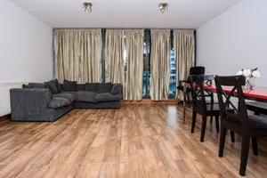 Image of Bright 2Bed Water Side Flat