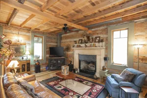Image of Historic Cabin with Stunning Kentucky Lake View