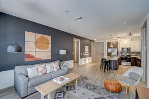 Image of Frontdesk 1 BR Apt Near Arizona State University
