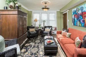 Image of Chicago Guest House on Henderson Street