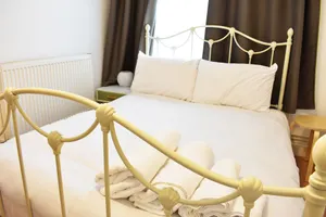 Image of Sunny 2B\/1B Flat nr Borough Market, Central London