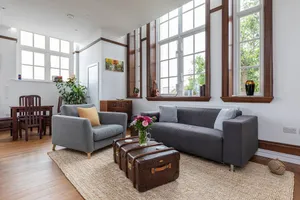 Image of Lovely 1-bed Flat in Acton, West London, Sleeps 4
