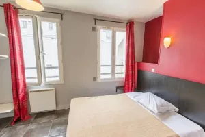 Image of Hipotel Paris Montmartre Gare du Nord
