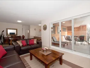 Image of Kiah 17 Victoria Parade 53