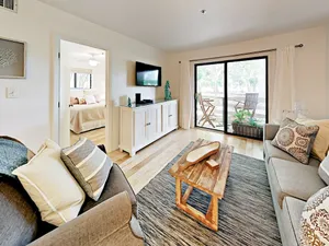 Image of Walk To The Beach! 2br W/ Pool & Spa 2 Bedroom Villa