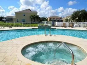 Image of Inviting 3-bed House in Clermont