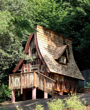 Image of Hexenhäuschen am Waldrand