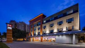Image of Best Western Plus Hyde Park Chicago Hotel