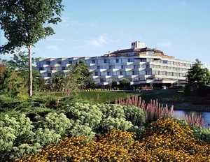 Image of Indian Lakes Hotel