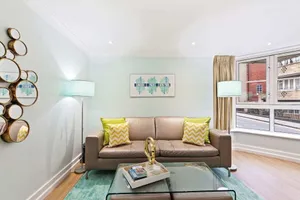 Image of Sophisticated 2 Bed, 2 Bath apt in Angel