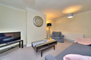 Image of Hampson House Stevenage by PAY AS U STAY