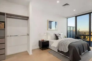 Image of Luxury 3 Bedroom Penthouse With Bay and City View