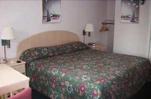 Image of Davidson Lodge - Thomasville