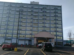 Image of University Hotel & Suites