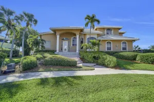 Image of Wintergreen Ct. 859 Marco Island Vacation Rental 4 Bedroom Home by Redawning
