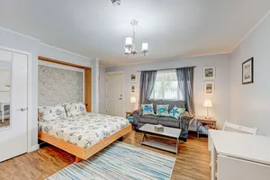 Image of Courtyard #205