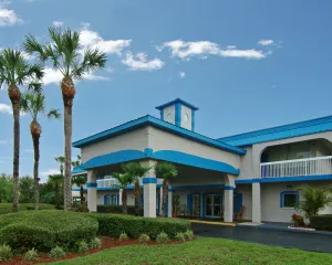 Image of Vista Inn & Suites Tampa
