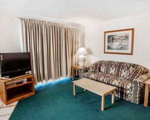 Image of Quality Inn & Suites Bremerton