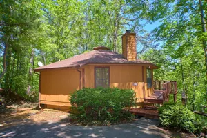 Image of Smoky View Chalet, 2 Bedrooms, Pool Table, Foosball, Pool Access, Sleeps 6