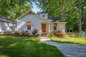 Image of 5006 Beale Ave Orange Door