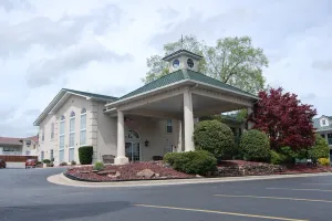 Image of Days Inn by Wyndham Branson/Near the Strip
