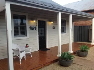 Image of Thelma's Temora