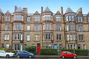 Image of Homely & Spacious 4-bedroom Apartment by the Meadows