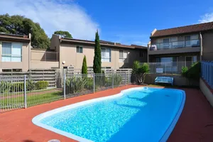 Image of The Esplanade 4 Free Wifi & Foxtel Included