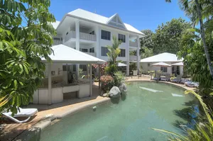Image of The Port Douglas Queenslander
