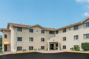 Image of Super 8 By Wyndham Bridgeton arpt st Louis Area