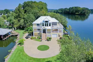 Image of Large Home On Private Peninsula With Hot Tub + Sauna! 4 Bedroom Home
