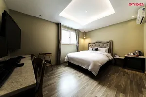 Image of Yeoksam Hotel LIN