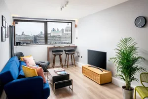 Image of Stunning 2-bedroom flat with riverview in Bankside