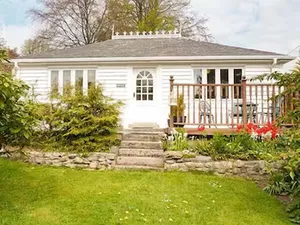 Image of Holly Lodge