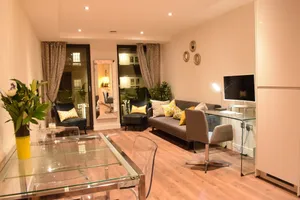 Image of Modern 1 Bedroom in Aldgate East