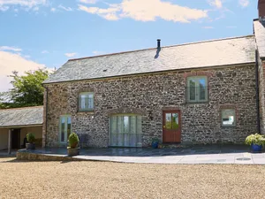 Image of West Pennicknold Barn