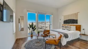 Image of FRONTDESK Lakeview Green Apts Birmingham