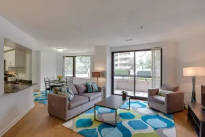 Image of Oakwood Crystal City
